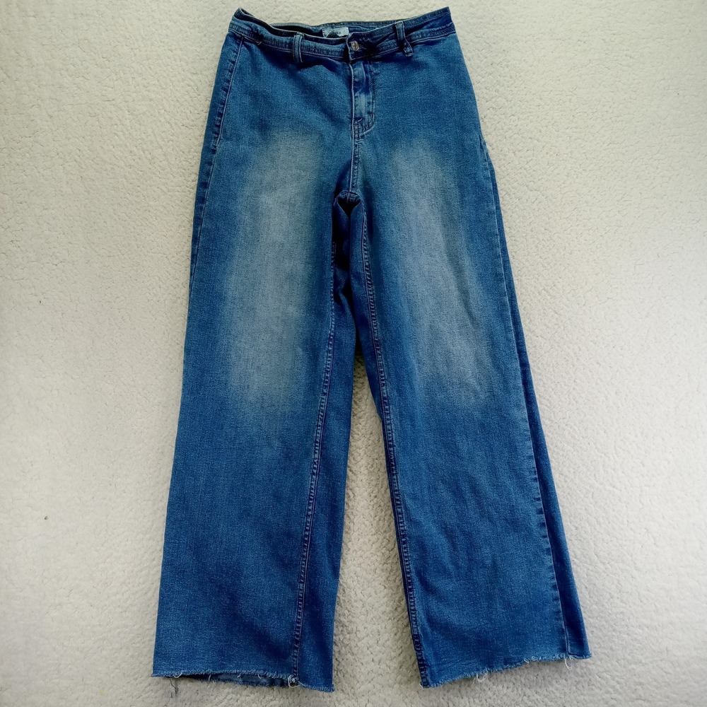 Forever 21 Women High Rise Wide Leg Jeans Blue Distressed Raw Hem‎ Size 26
